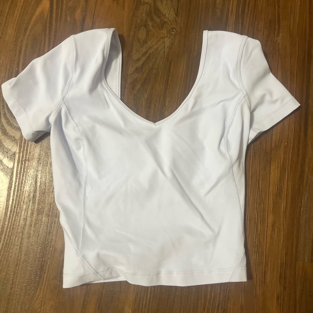 Lulu lemon size 2 lavender color align shirt